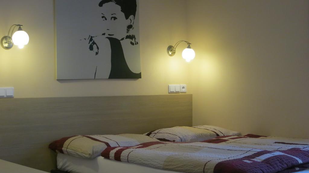Penzion Coupe Příbram Kamer foto